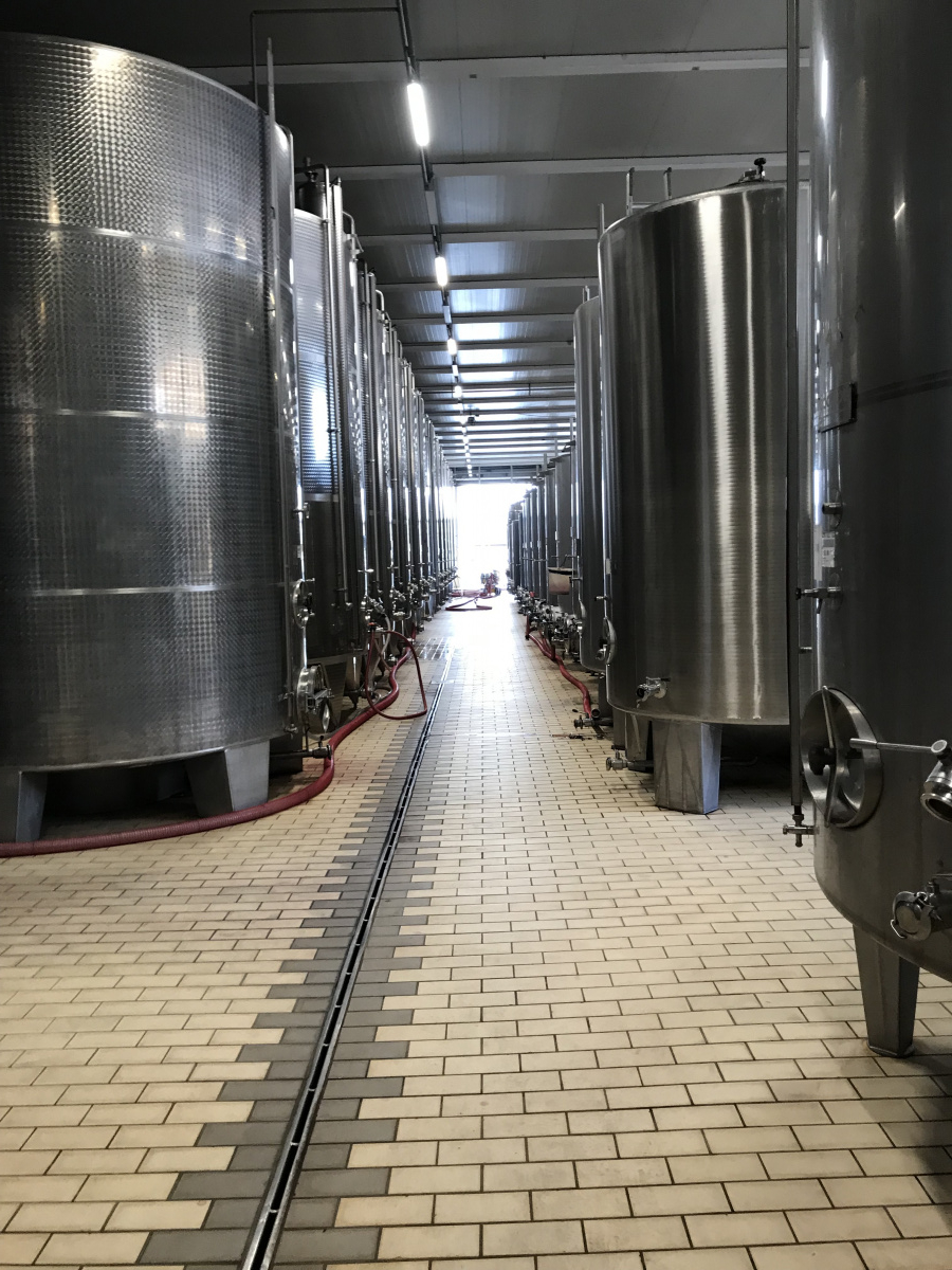 impianti aria compressa per cantine, foto applicazione