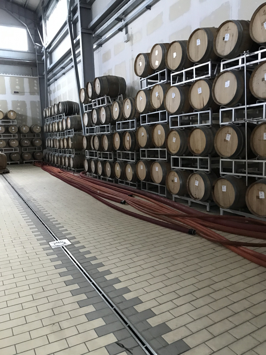 impianti aria compressa per cantine, foto applicazione